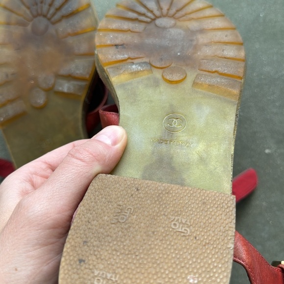 Chanel CC Logo Gladiator Sandals - Picture 7 of 13